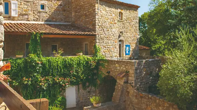 Vakantie met familie of vrienden met zwembad in de Ardèche