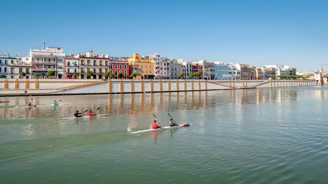 Fantástica estancia en Sevilla con excursión en kayak
