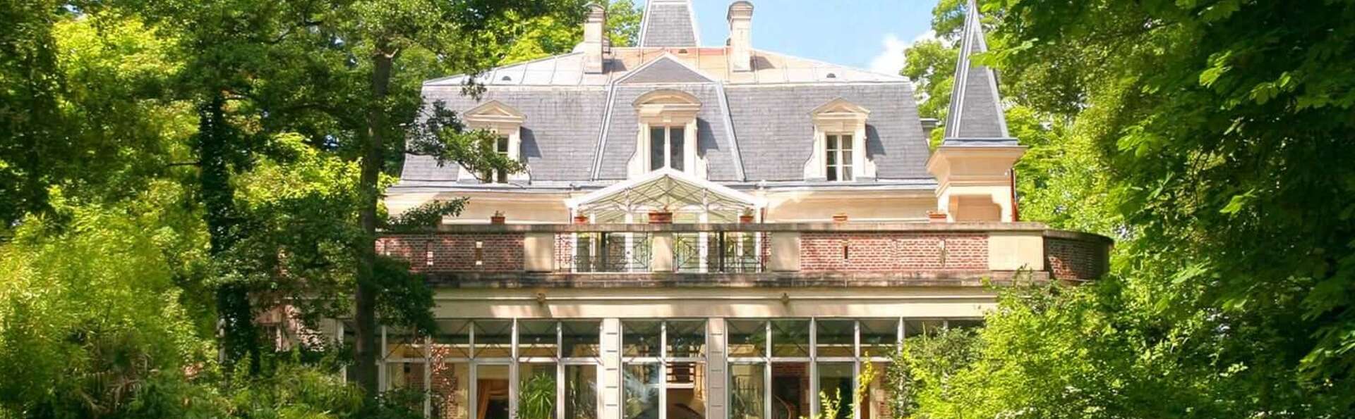 Expérience gastronomique et spa privé dans une suite unique à 1h de Paris