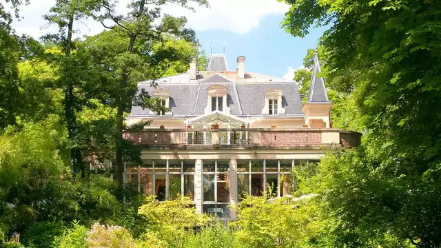 Lujo y relax en una suite con jacuzzi, entre París y Rouen