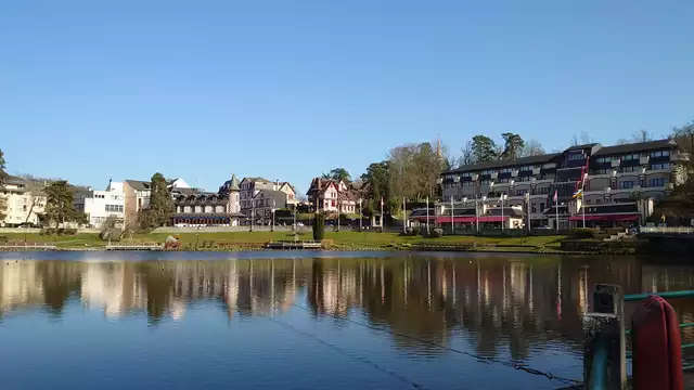 Fin de semana en Bagnoles-de-l'Orne