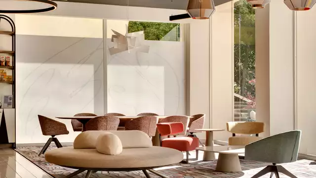 4* y habitación Privilège para descubrir Montpellier