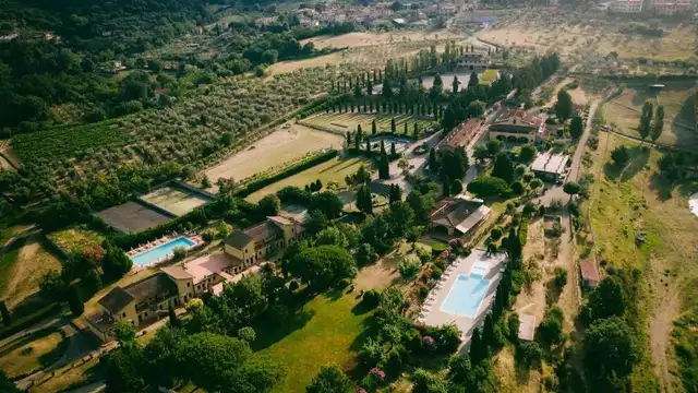 Week-end à côté de Florence, dans les collines toscanes, avec piscine extérieure