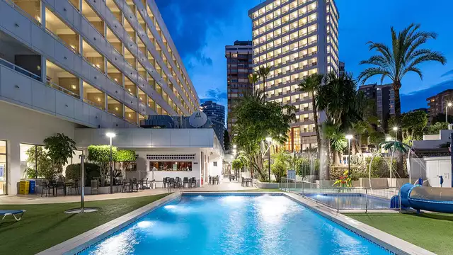 Détente en pension complète à deux pas de la plage de Benidorm