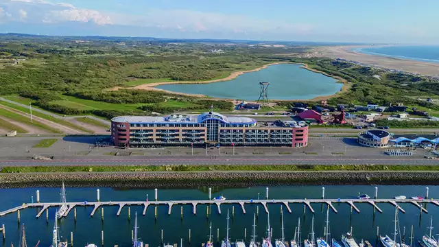 Disfruta del lujo y la relajación en la costa en IJmuiden