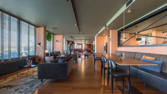 Disfruta del lujo y la relajación en la costa en IJmuiden