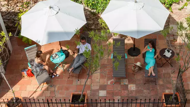 Escapada con encanto en Begur con desayuno incluido y detalle romántico