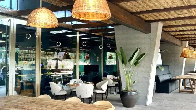 Escapada a un 4* con piscina en Sant Feliu de Llobregat, a 30 min de Barcelona