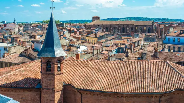 Soggiorno in appartamento a Tolosa con cena e sauna