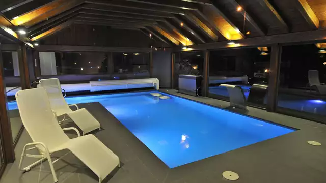 Romantisme dans les Pyrénées catalanes avec dîner et spa