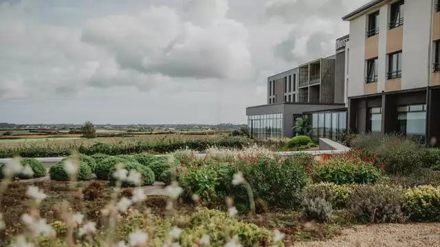 Virée en amoureux, vue sur l'océan dans le Finistère