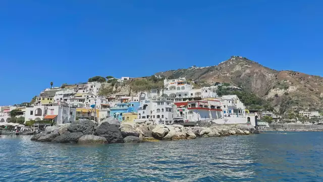 Soggiorno a Ischia in Hotel con piscine termali in pensione completa