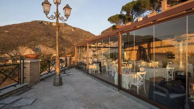 Soggiorno romantico alle porte di Roma con spa e cena