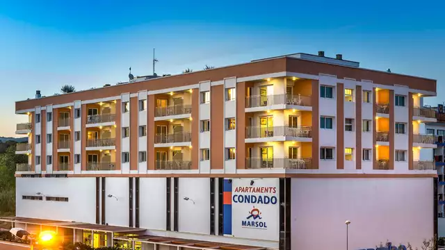 Verblijf in een appartement met 3 slaapkamers in Lloret de Mar