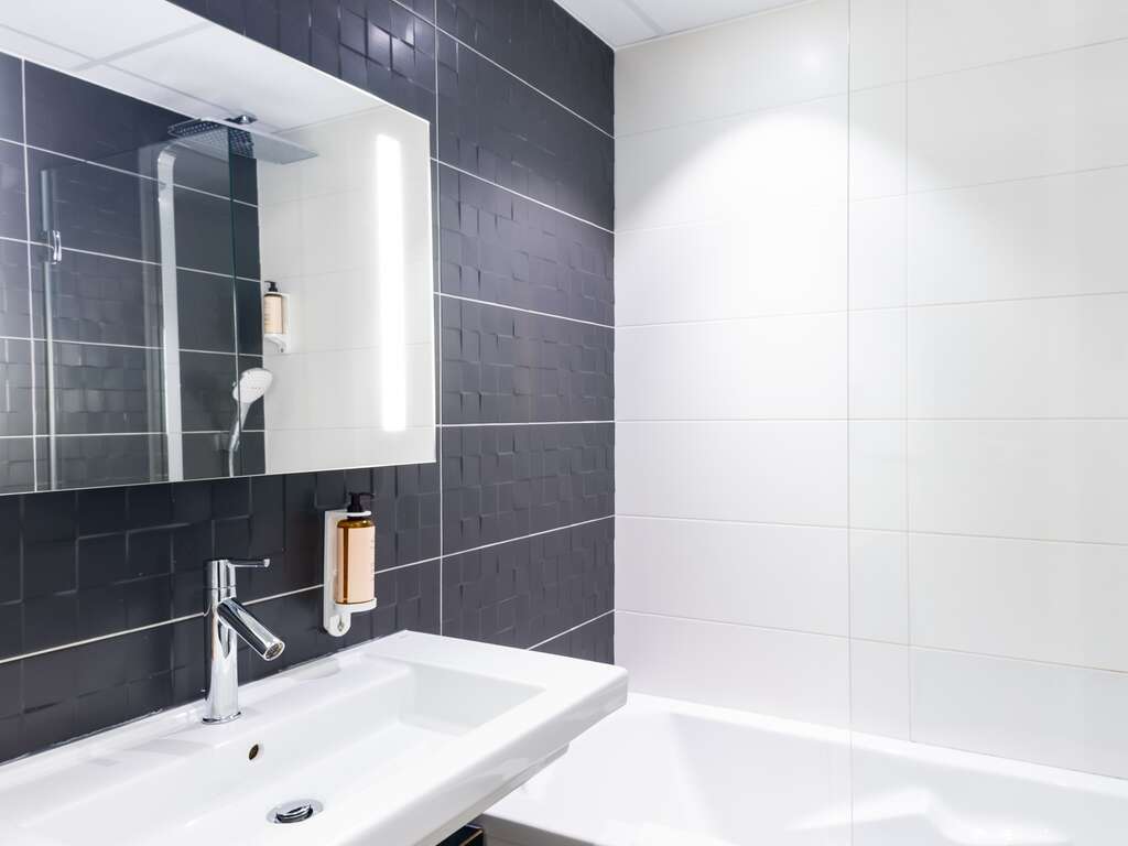 Hôtel Mercure Colmar Centre Unterlinden 4* + 2 Billets, 1 jour Europa-Park + 1 jour Rulantica