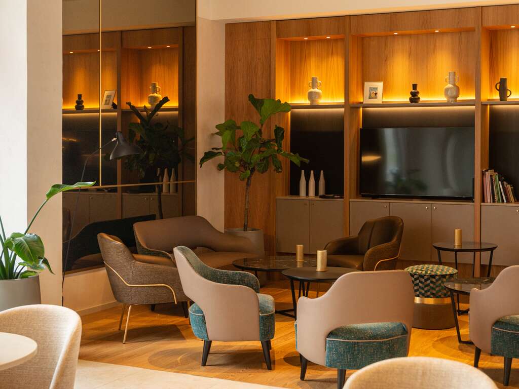 Hôtel Mercure Colmar Centre Unterlinden 4* + 2 Billets, 1 jour Europa-Park + 1 jour Rulantica