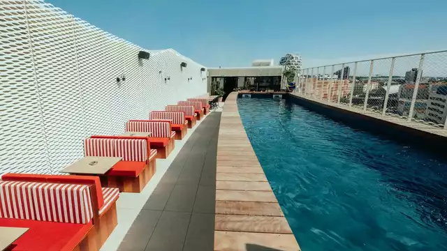 Séjour moderne dans le centre de Montpellier avec départ tardif