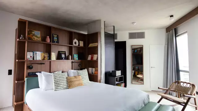 Fin de semana cultural en un hotel con encanto con visita a la ciudad del vino