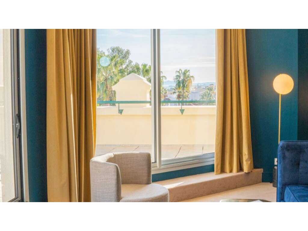 Séjour 4* avec bulles et jetons au Casino de Hyères - 4* - 5