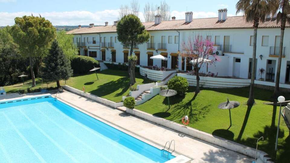 Hotel Tugasa El Almendral