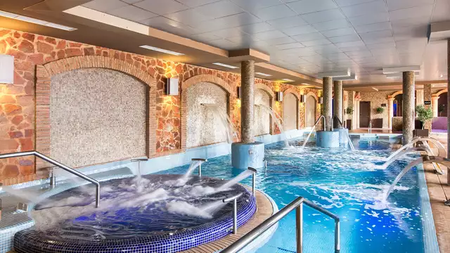 Escapada en habitación deluxe con acceso al spa en medio de un paraje natural manchego