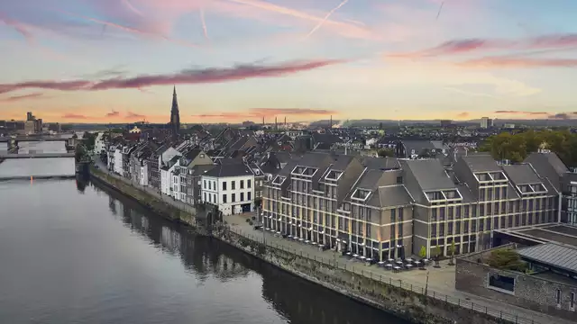 Disfrute al máximo en Maastricht de Borgoña con una cena de 3 platos