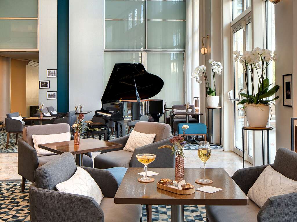 France - Auvergne - Vichy - Fugue en chambre deluxe dans un hotel 5* à Vichy - 5*