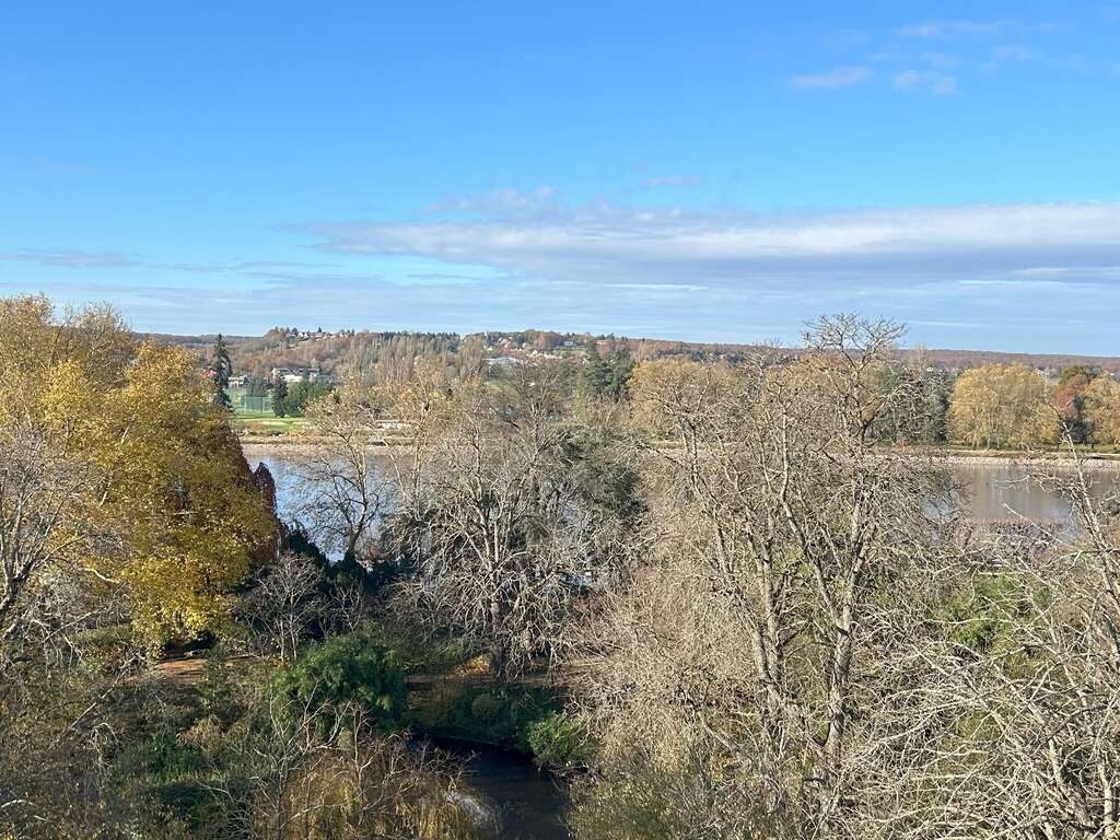 France - Auvergne - Vichy - Fugue en chambre deluxe dans un hotel 5* à Vichy - 5*
