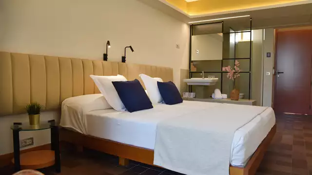 Speciaal voor stellen in Salou: met halfpension en een romantisch detail