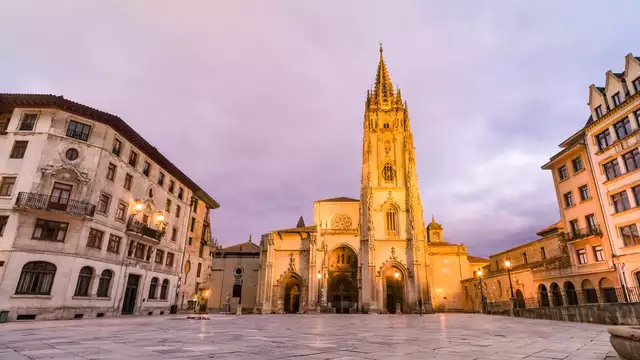 Trip naar het centrum van Oviedo in een complete studio