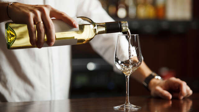 Verre de vin de la région