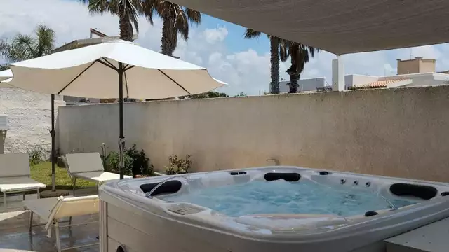 Sejour romantique sur la cote de Marsala avec spa prive