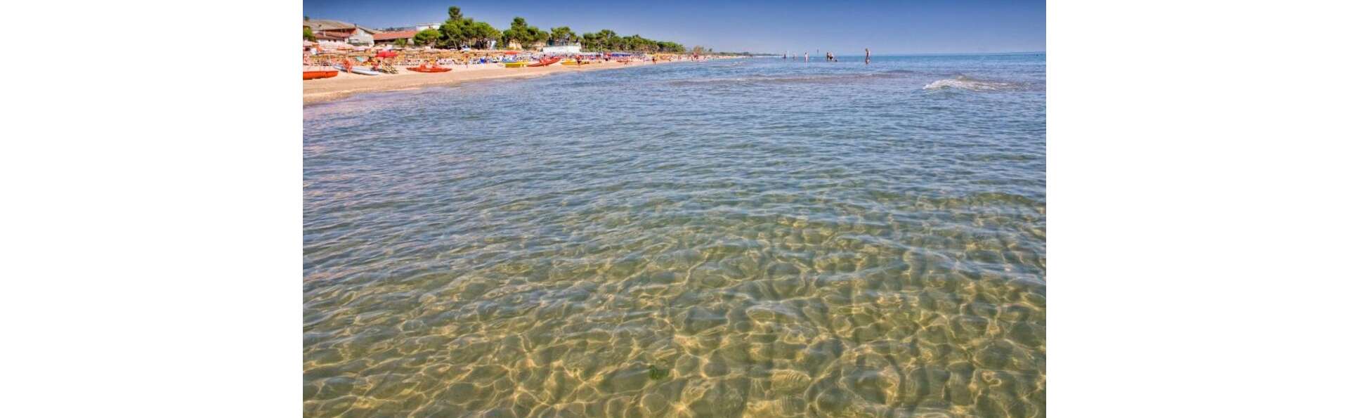 Vacances à la plage à Pineto dans les Abruzzes, avec accès privé à la plage et petit-déjeuner inclus
