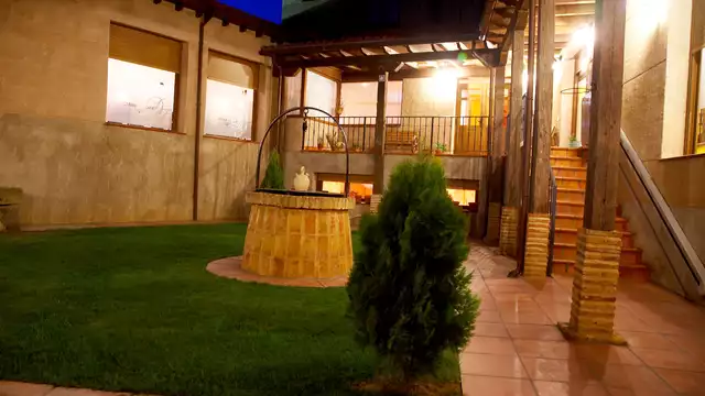 Reposez-vous dans cet hôtel avec dîner inclus à Villanueva de la Condesa