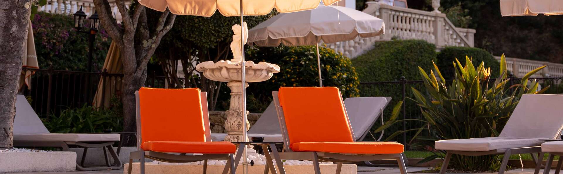 Séjour en suite avec dîner à proximité des plus belles plages de la Côte d'Azur