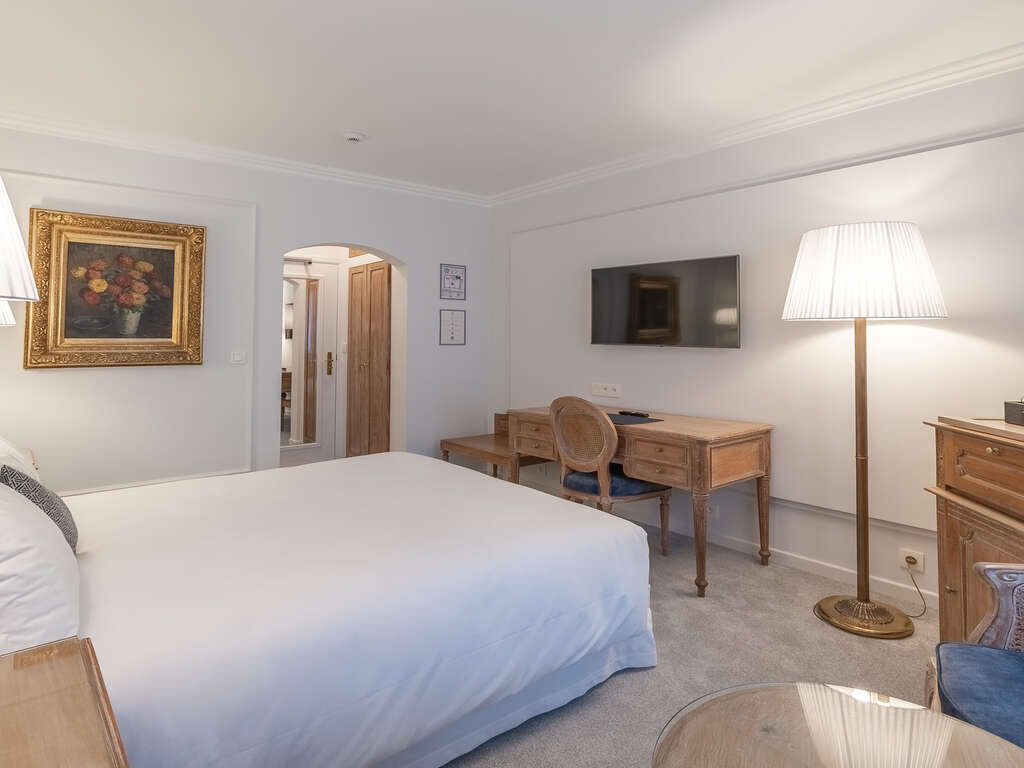 Superbe emplacement juste à côté de l'avenue Louise à Bruxelles - 4* - 12