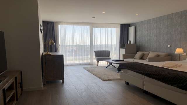Aan zee in een suite + 2 kinderen gratis ontbijt en verblijf (tot 13j)