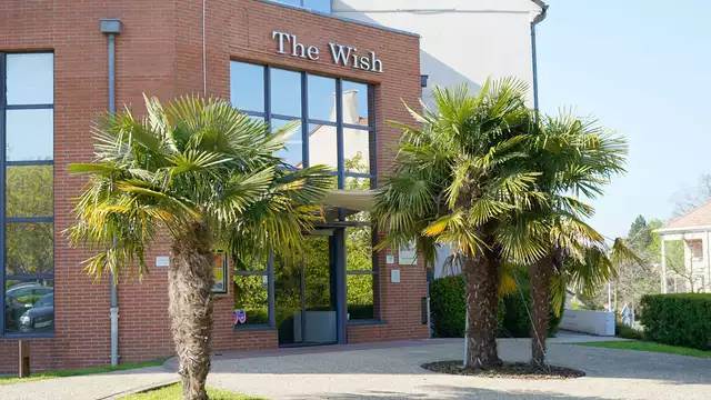 Weekend alle porte di Versailles in un 3* con piscina