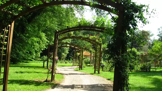 Escapade dans un lodge au cœur de Vienne à Magne