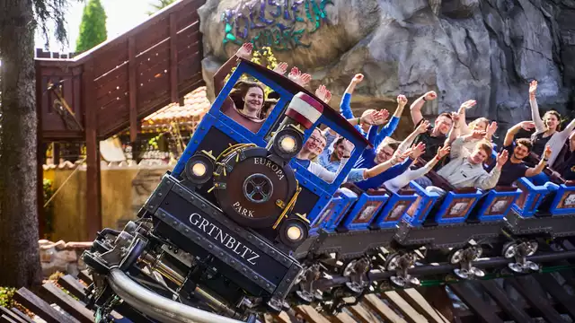Profitez de deux jours d'amusement et laissez-vous surprendre par Europa Park  (billet 2 jours)