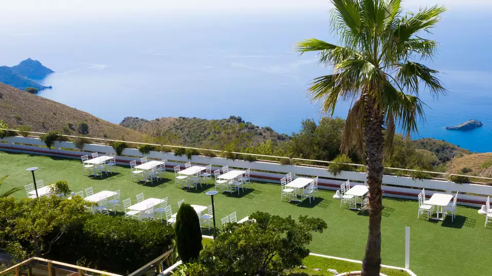 Bien-etre et bon gout a Maratea une nuit avec SPA et un diner sur le Golfe de Policastro