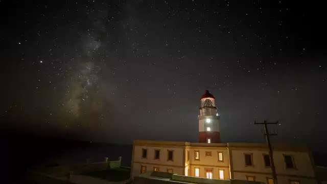 Aventure dans un véritable phare de la côte galicienne