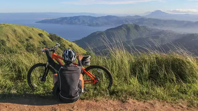 Soggiorno in Toscana, con cena, degustazione vini e gita in bicicletta