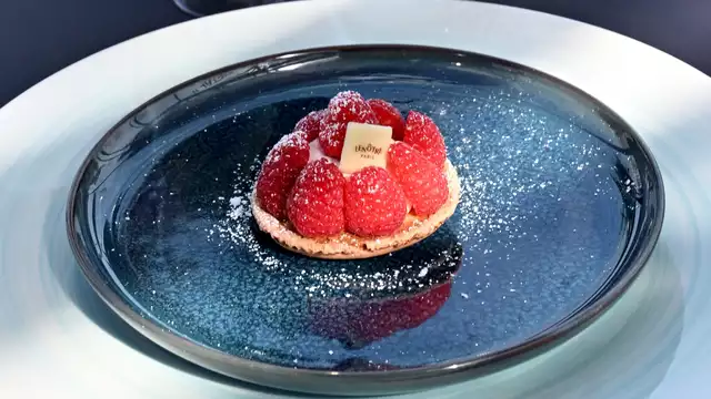 Soggiorno a Parigi Opéra con cena vista Torre Eiffel