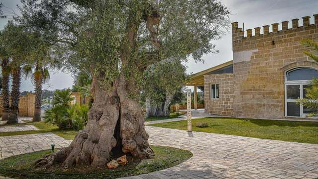 Romanticismo en Salento con spa privado en la habitación