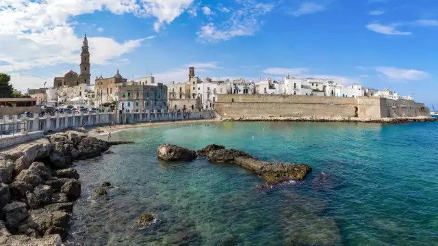 Elegant resort aan zee in Monopoli, Apulië, halfpension