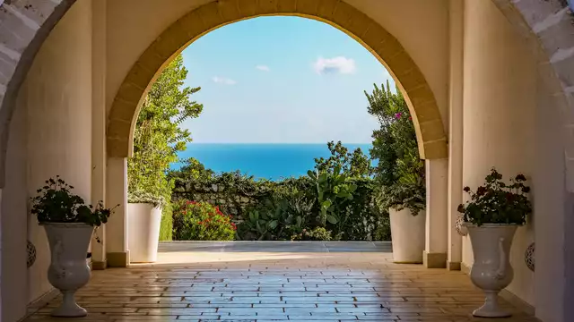 Vacaciones de lujo en un hotel de 5 estrellas en Apulia con spa y media pensión