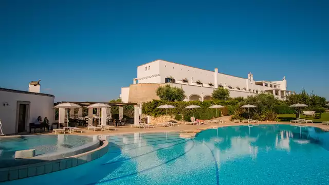 Vacaciones de lujo en un hotel de 5 estrellas en Apulia con spa y media pensión