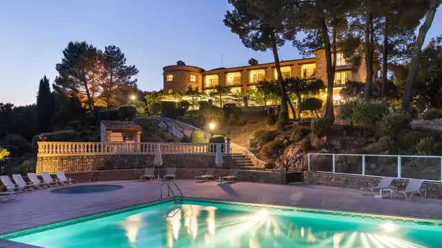 Verblijf met diner in Prestige kamer in Var