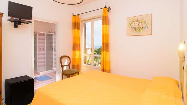 Habitación doble estándar vista al patio
